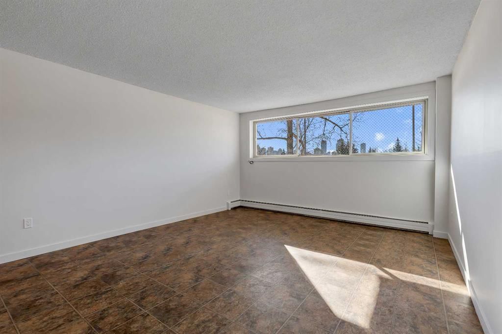 133, 1421 7 Avenue NW, Calgary — photo 4 of 42