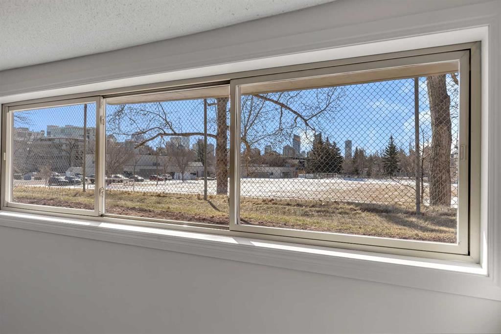 133, 1421 7 Avenue NW, Calgary — photo 5 of 42
