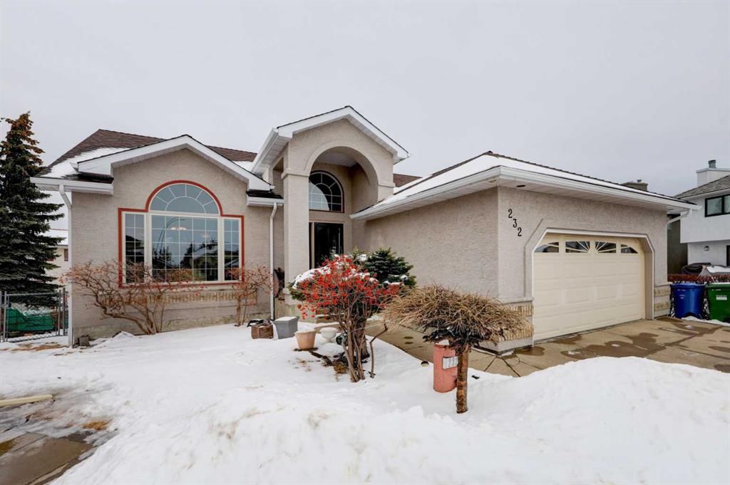 232 Hampshire Place NW, Calgary — photo 2 of 43