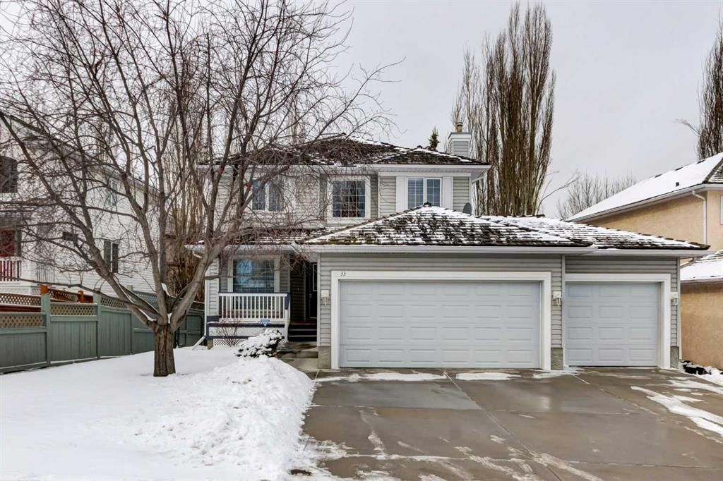 33 Mt Douglas Close SE, Calgary — main listing photo