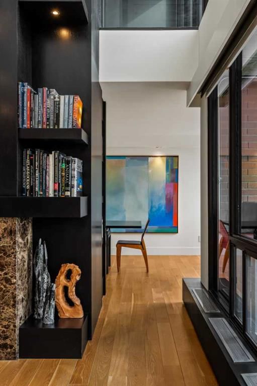 1706, 330 26 Avenue SW, Calgary — photo 2 of 50