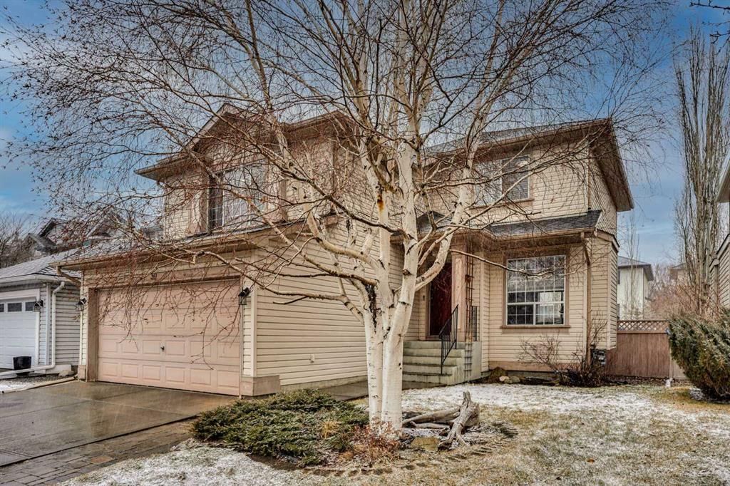 39 Douglasview Road SE, Calgary — photo 3 of 50