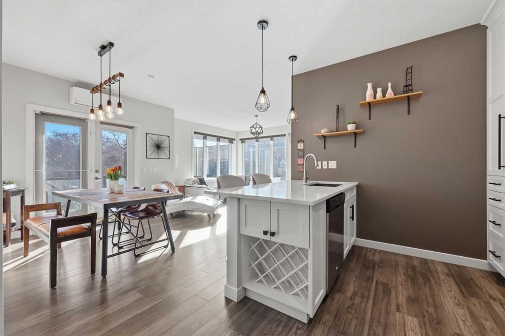 206, 910 18 Avenue SW, Calgary — photo 3 of 38