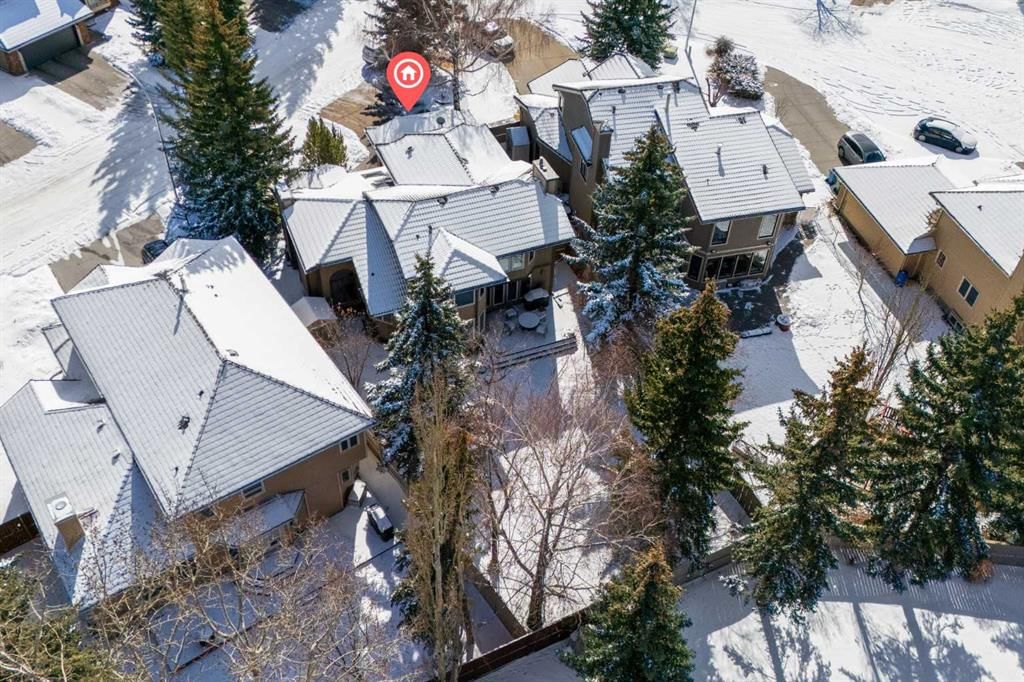 30 Oakmount Court SW, Calgary — photo 2 of 50