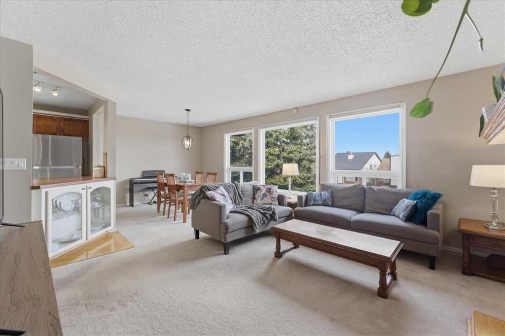 165 Macewan Glen Drive NW, Calgary — photo 3 of 45