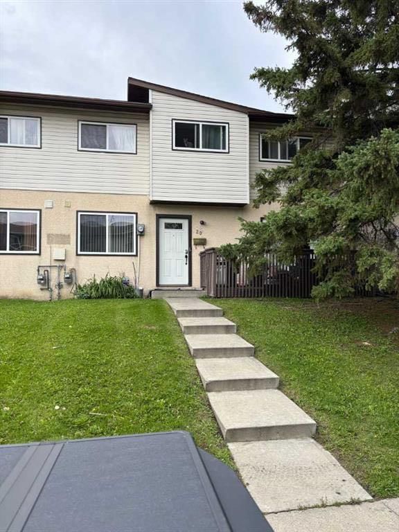 20, 4531 7 Avenue SE, Calgary — photo 2 of 28