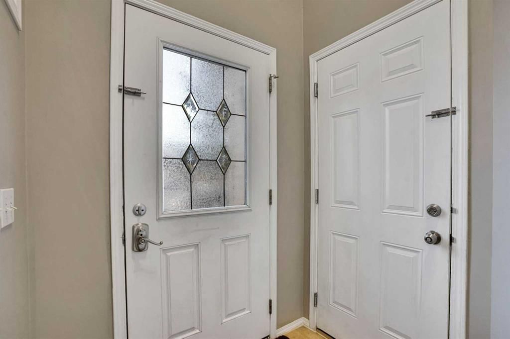 170 Citadel Gardens NW, Calgary — photo 3 of 47