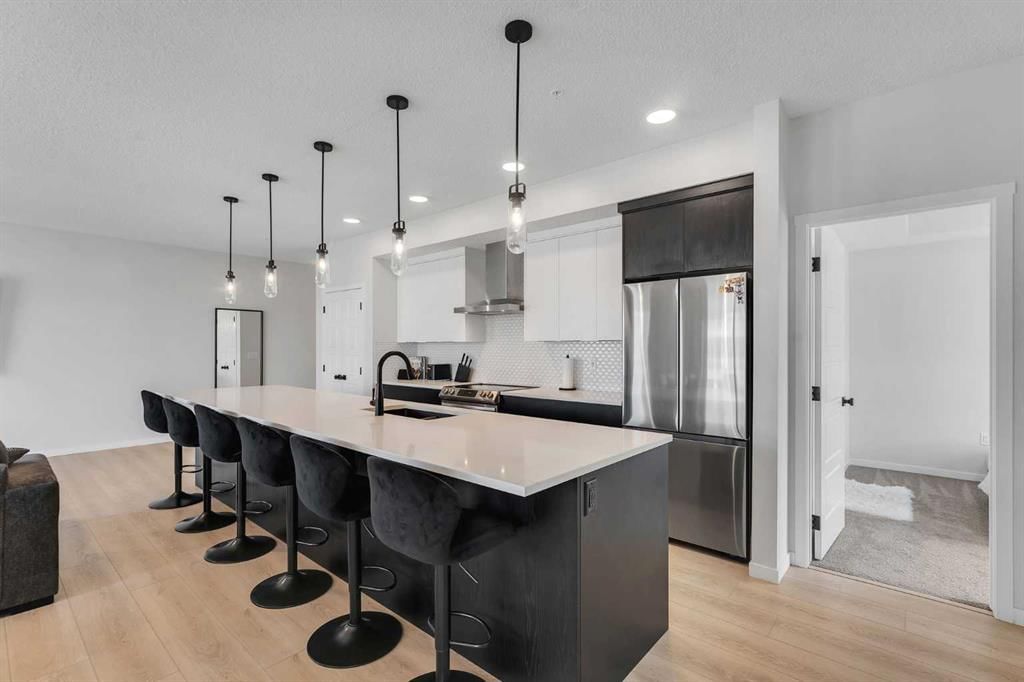 4204, 550 Belmont Street SW, Calgary — photo 5 of 36