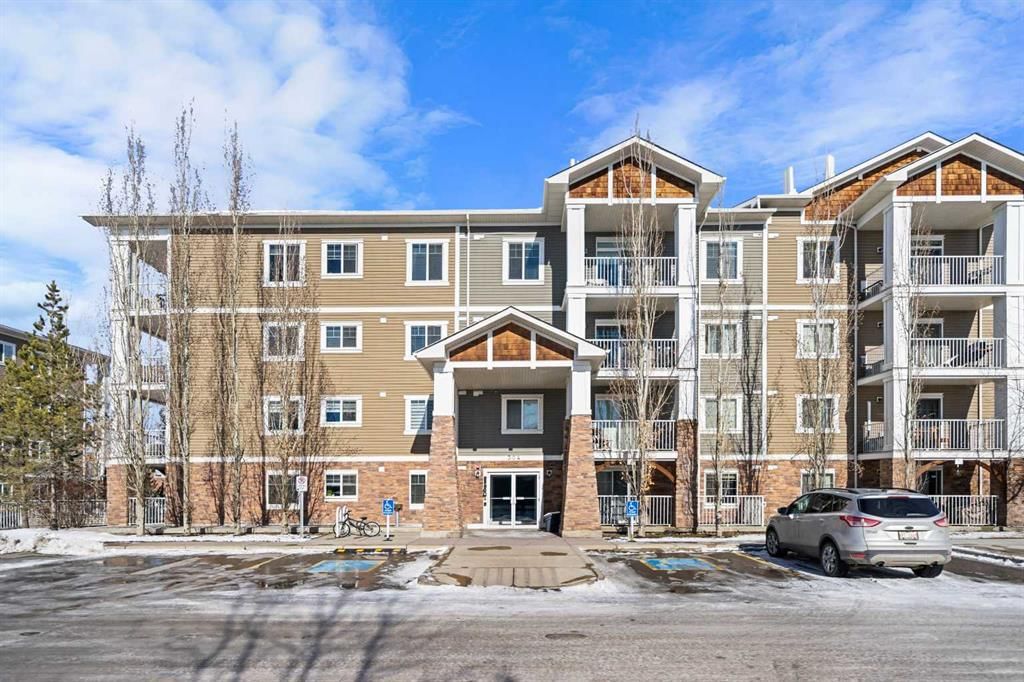 202, 304 Cranberry Park SE, Calgary — photo 2 of 30