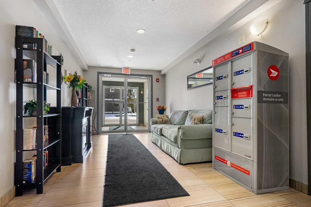 202, 304 Cranberry Park SE, Calgary — photo 4 of 30