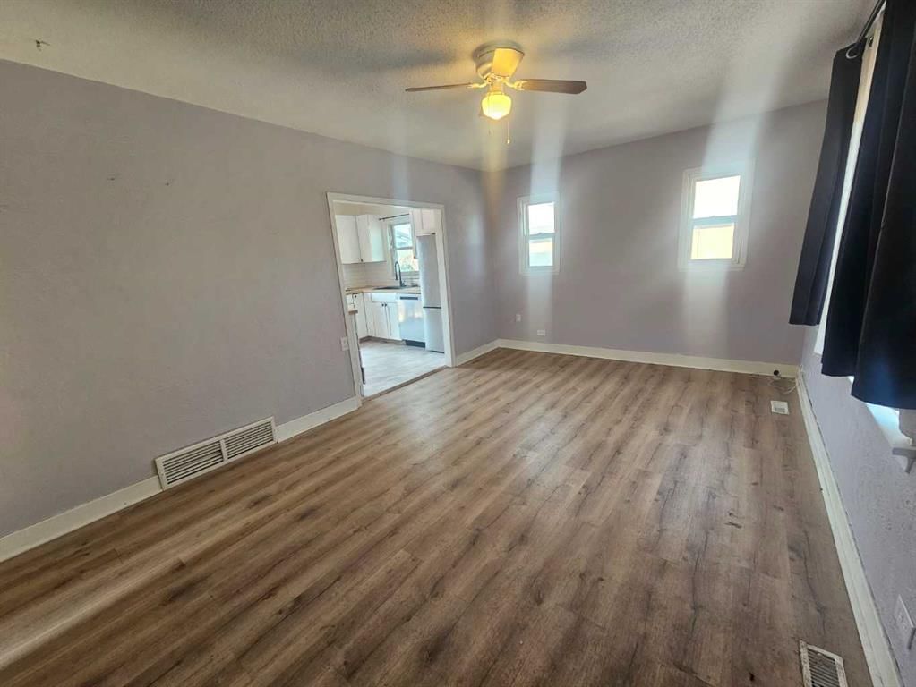 7639 Ogden Road SE, Calgary — photo 4 of 33
