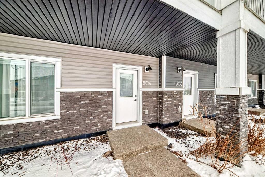 604, 280 Chelsea Road, Chestermere — photo 3 of 33