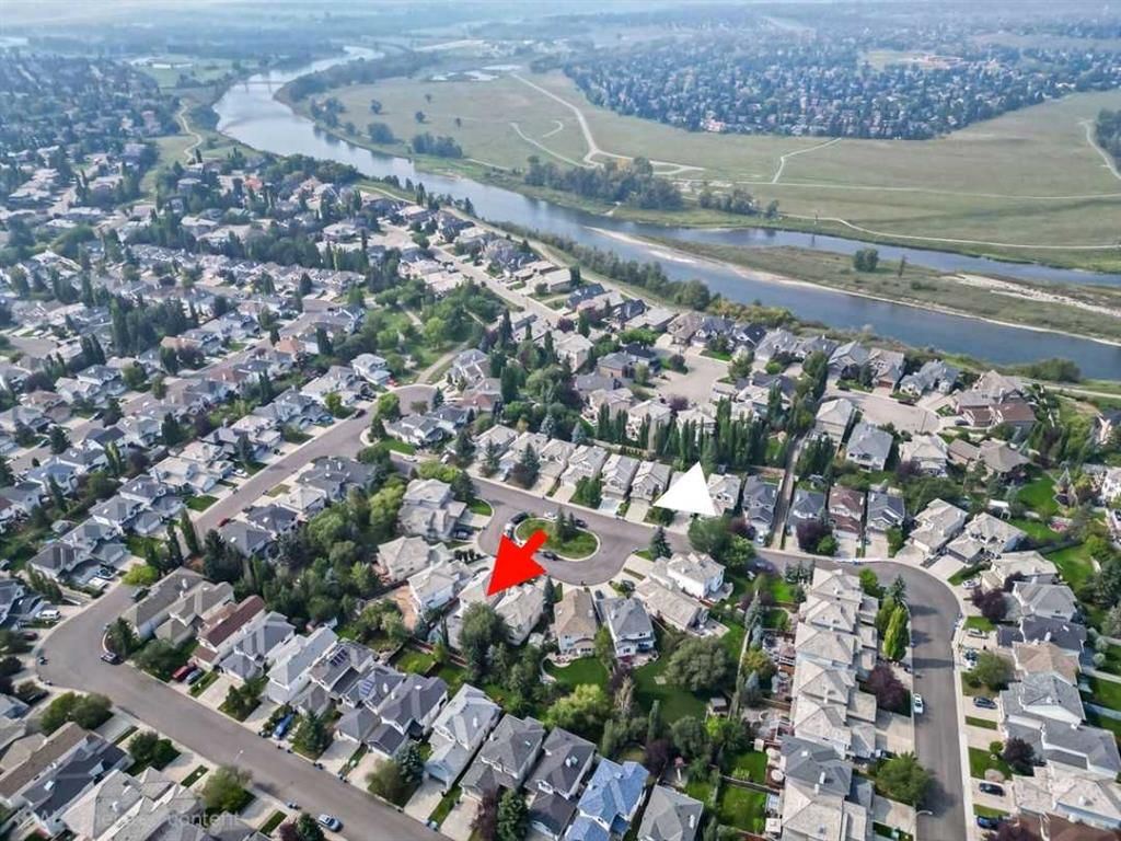 199 Mt Brewster Circle SE, Calgary — photo 2 of 50