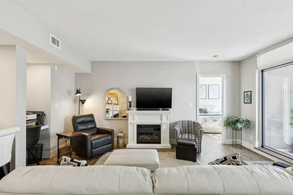 1301, 1111 10 Street SW, Calgary — photo 4 of 39