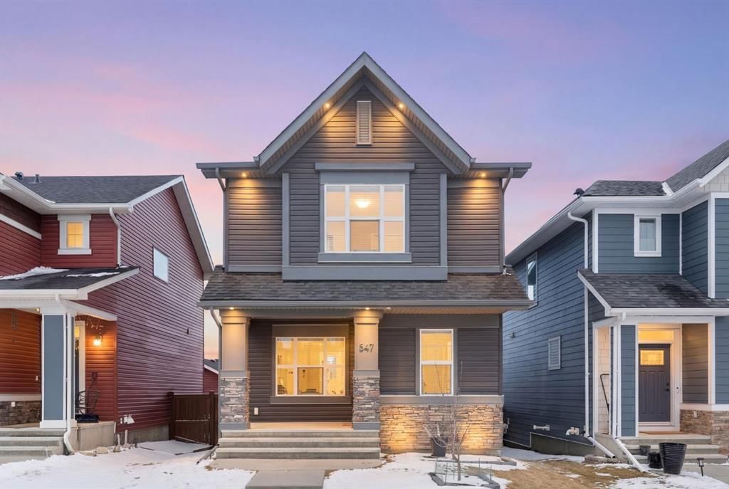 547 Evanston Drive NW, Calgary — main listing photo