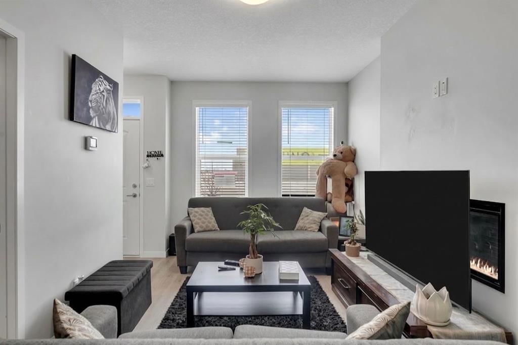 1162 Cornerstone Boulevard NE, Calgary — photo 4 of 36