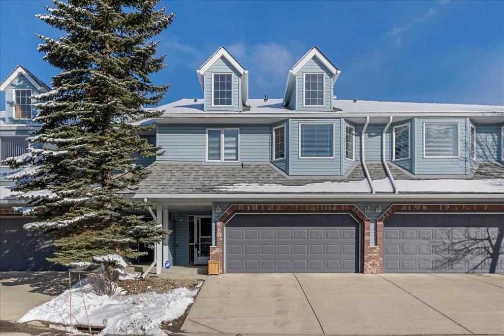 180 Valley Ridge Heights NW, Calgary — main listing photo