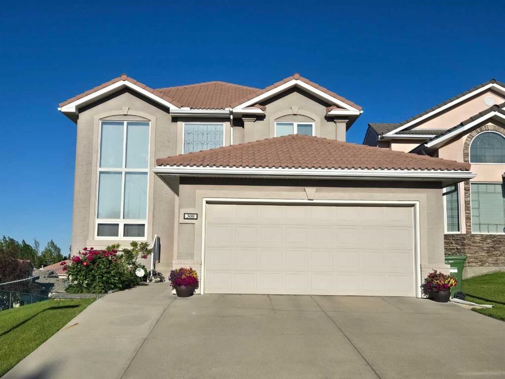 300 Hampstead Road NW, Calgary — main listing photo
