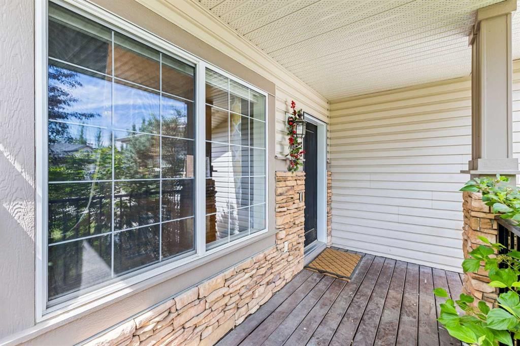 11 Simcoe Crescent SW, Calgary — photo 4 of 45