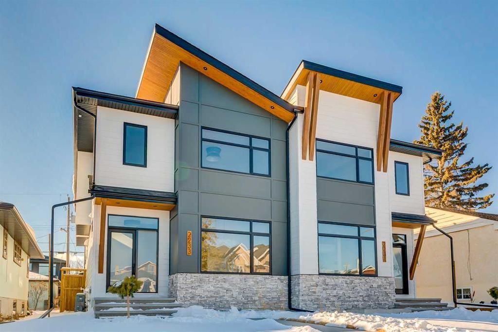 2233 35 Street SW, Calgary — main listing photo