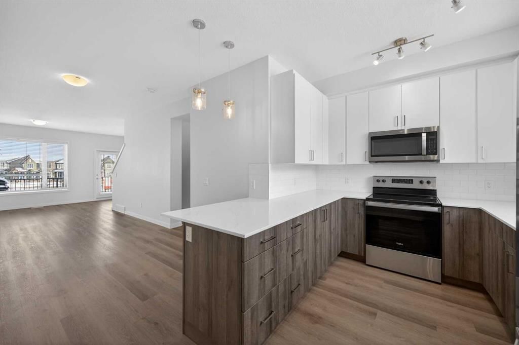 816 Belmont Drive SW, Calgary — photo 3 of 31