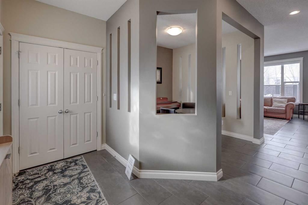 184 Royal Oak Terrace NW, Calgary — photo 3 of 45