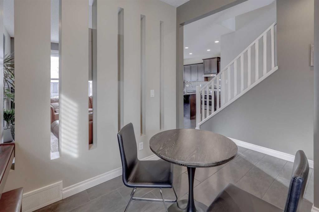 184 Royal Oak Terrace NW, Calgary — photo 5 of 45