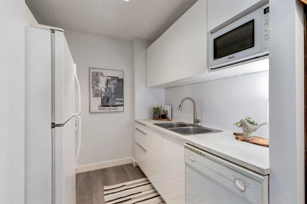 1114, 4944 Dalton Drive NW, Calgary — photo 4 of 36