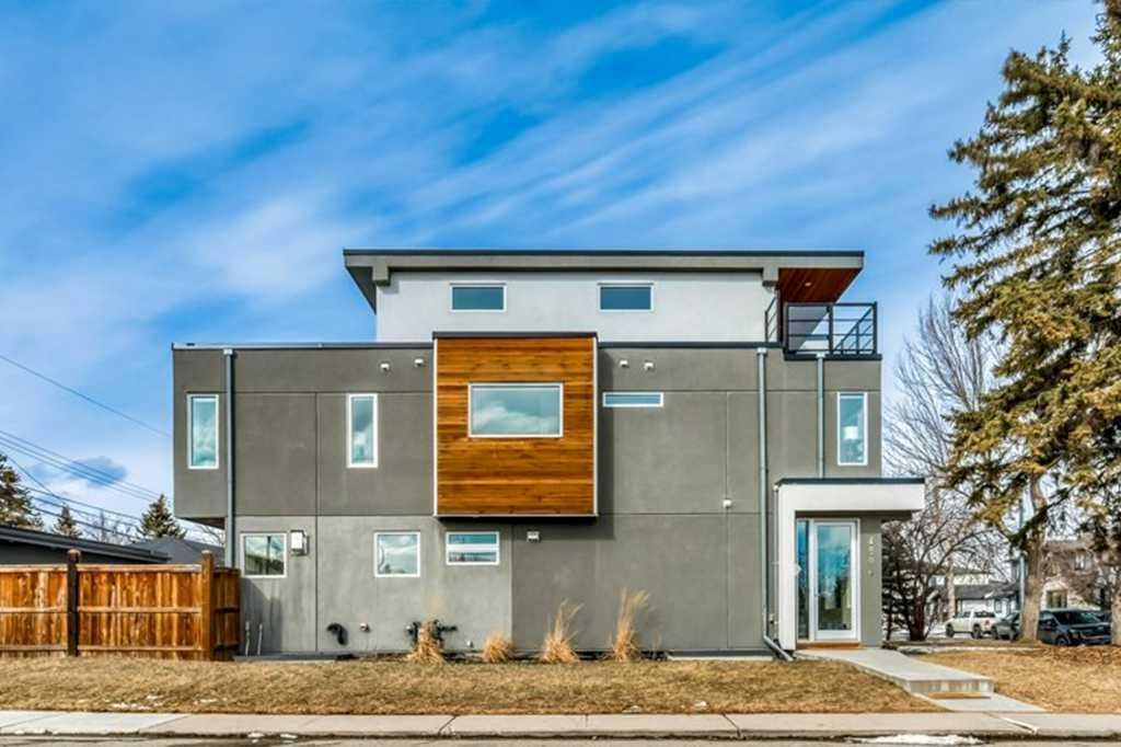 4504 37 Avenue SW, Calgary — photo 2 of 50