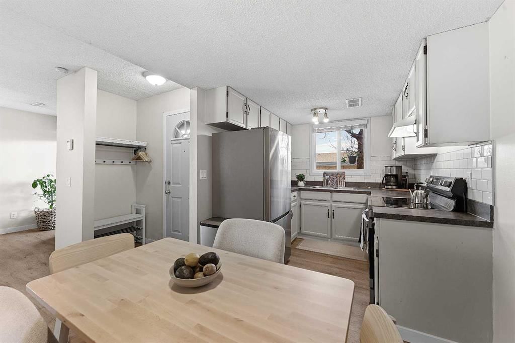 11, 420 Grier Avenue NE, Calgary — photo 5 of 28
