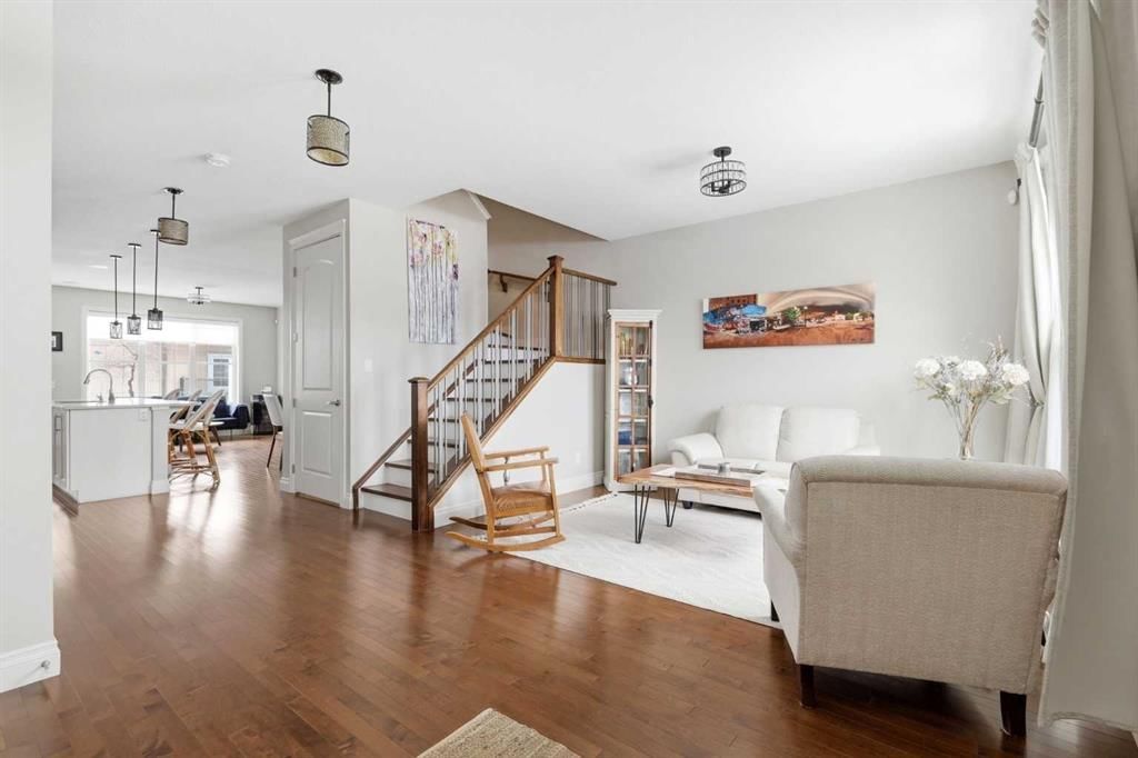 230 Quarry Park Boulevard SE, Calgary — photo 5 of 49