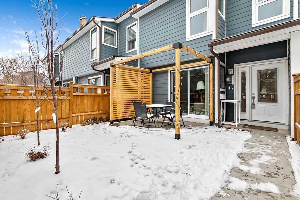 4, 207 Grier Terrace NE, Calgary — photo 2 of 34