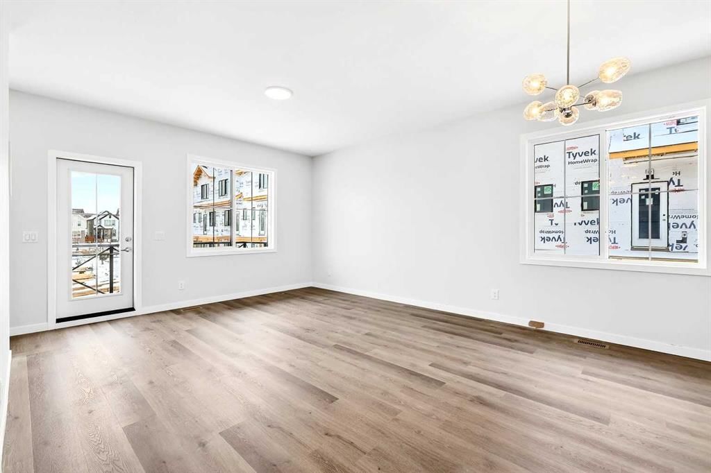 101, 40 Creekside Way SW, Calgary — photo 4 of 39