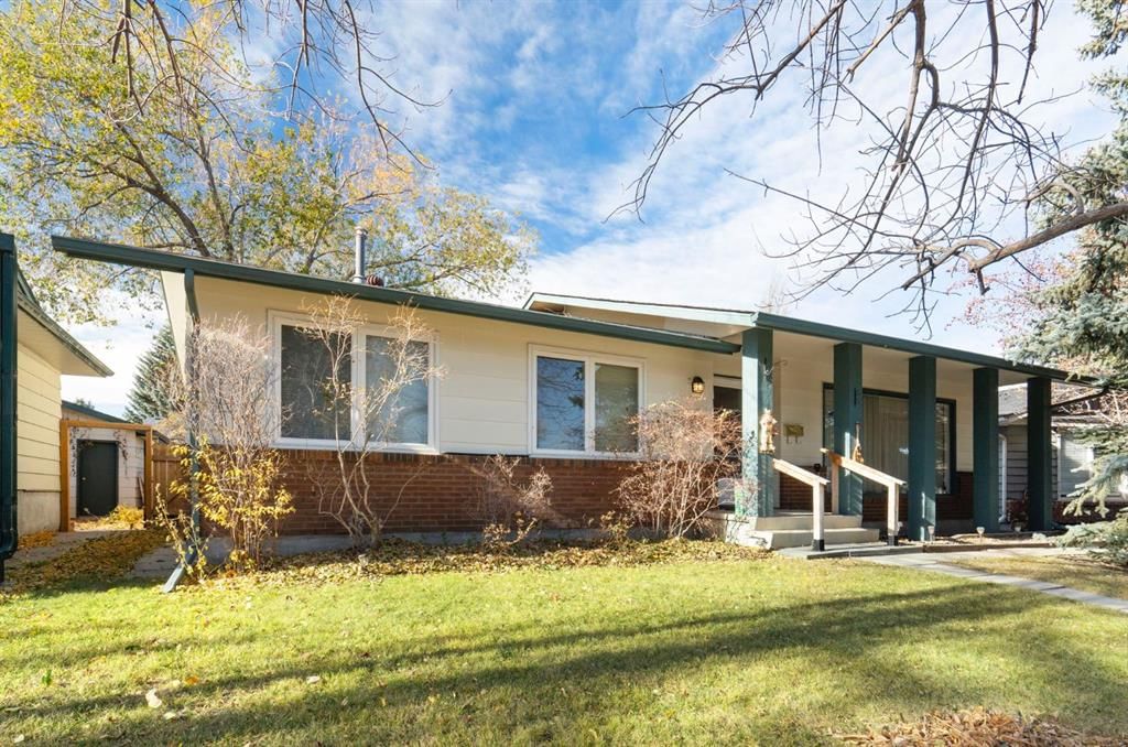 115 Midvalley Place SE, Calgary — photo 2 of 50