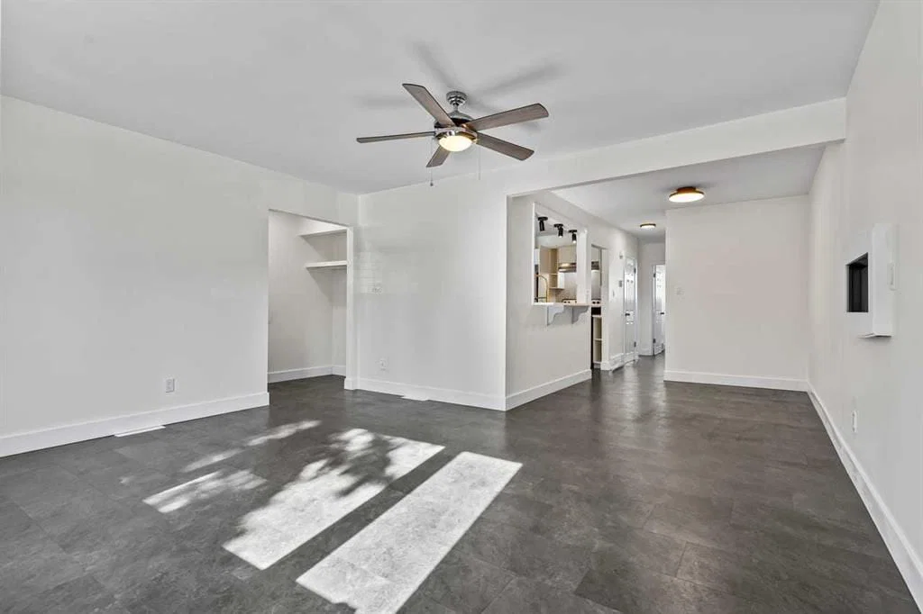 412 33 Avenue NE, Calgary — photo 4 of 24
