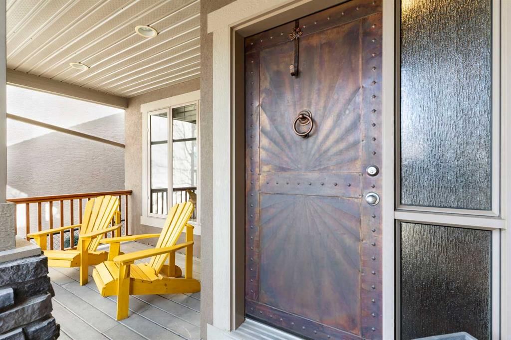 102 Discovery Ridge Way SW, Calgary — photo 2 of 46