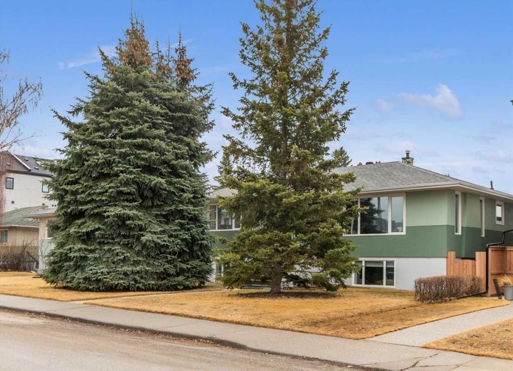 955 15 Avenue NE, Calgary — photo 3 of 38