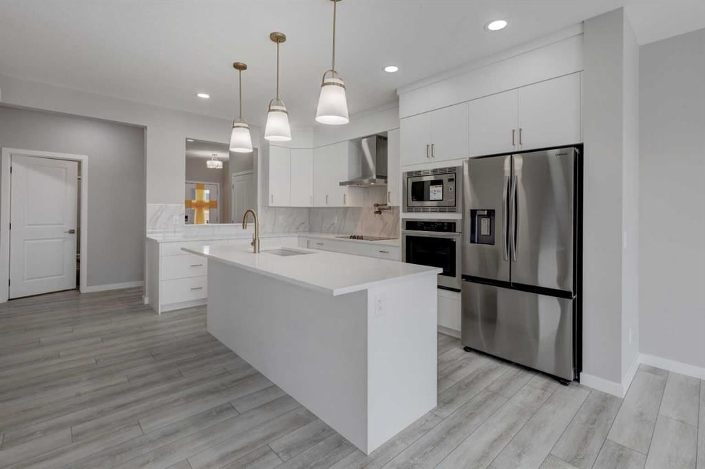 124 Carringvue Place NW, Calgary — photo 3 of 43