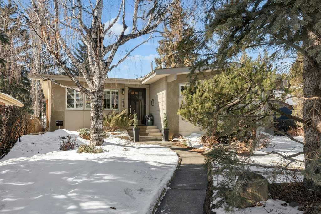 6019 Lakeview Drive SW, Calgary — main listing photo