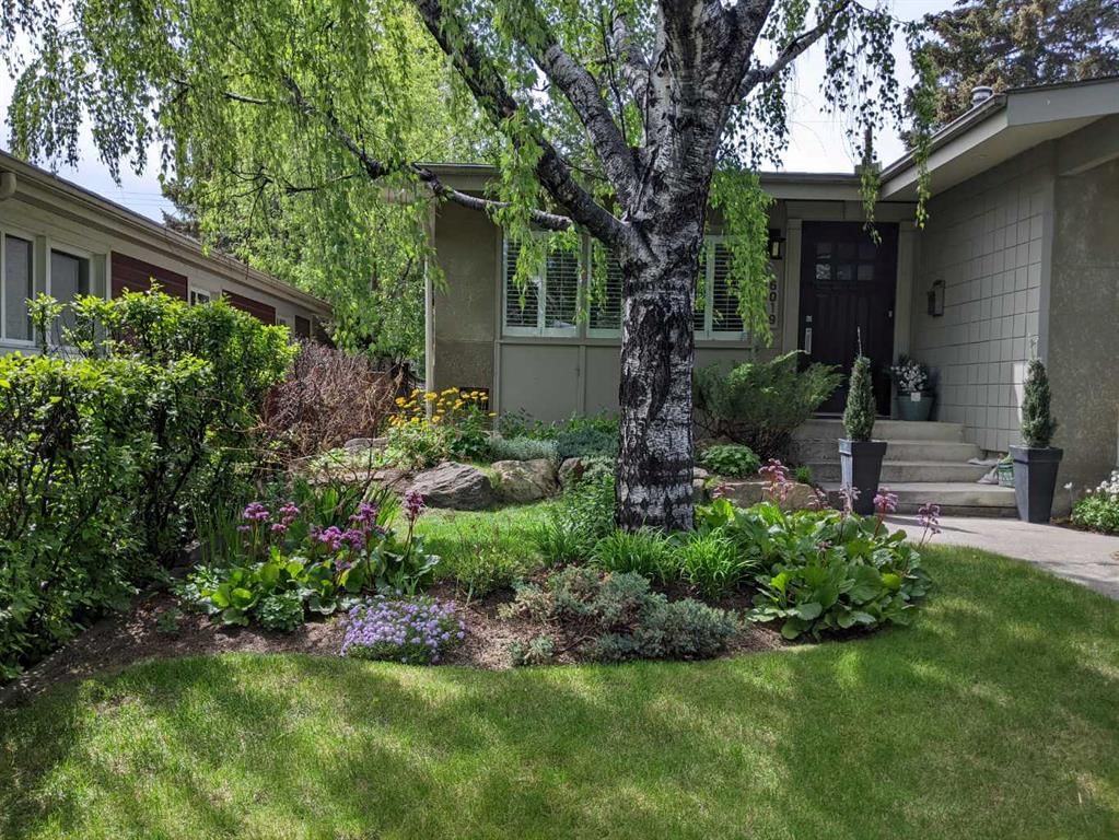 6019 Lakeview Drive SW, Calgary — photo 3 of 39