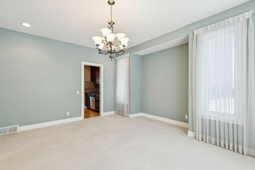 67 Elysian Crescent SW, Calgary — photo 5 of 37