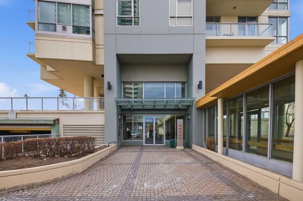 2202, 55 Spruce Place SW, Calgary — photo 3 of 48