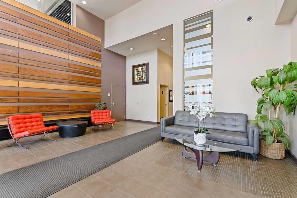 2202, 55 Spruce Place SW, Calgary — photo 5 of 48