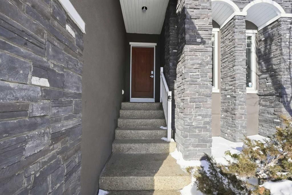 428 Aspen Glen Place SW, Calgary — photo 2 of 48
