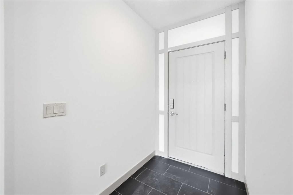 428 Aspen Glen Place SW, Calgary — photo 3 of 48