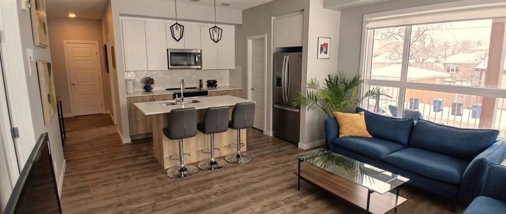 102, 1605 17 Street SE, Calgary — main listing photo