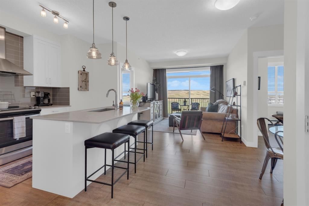 421, 10 Walgrove Walk SE, Calgary — main listing photo