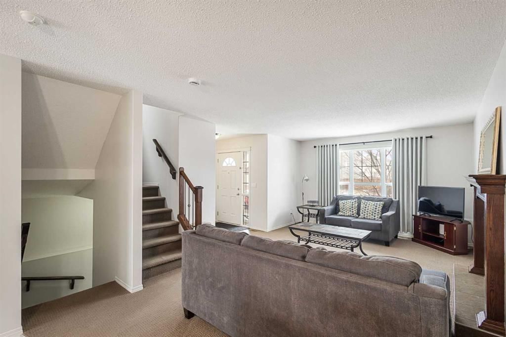 41 Silverado Saddle Avenue SW, Calgary — photo 4 of 27