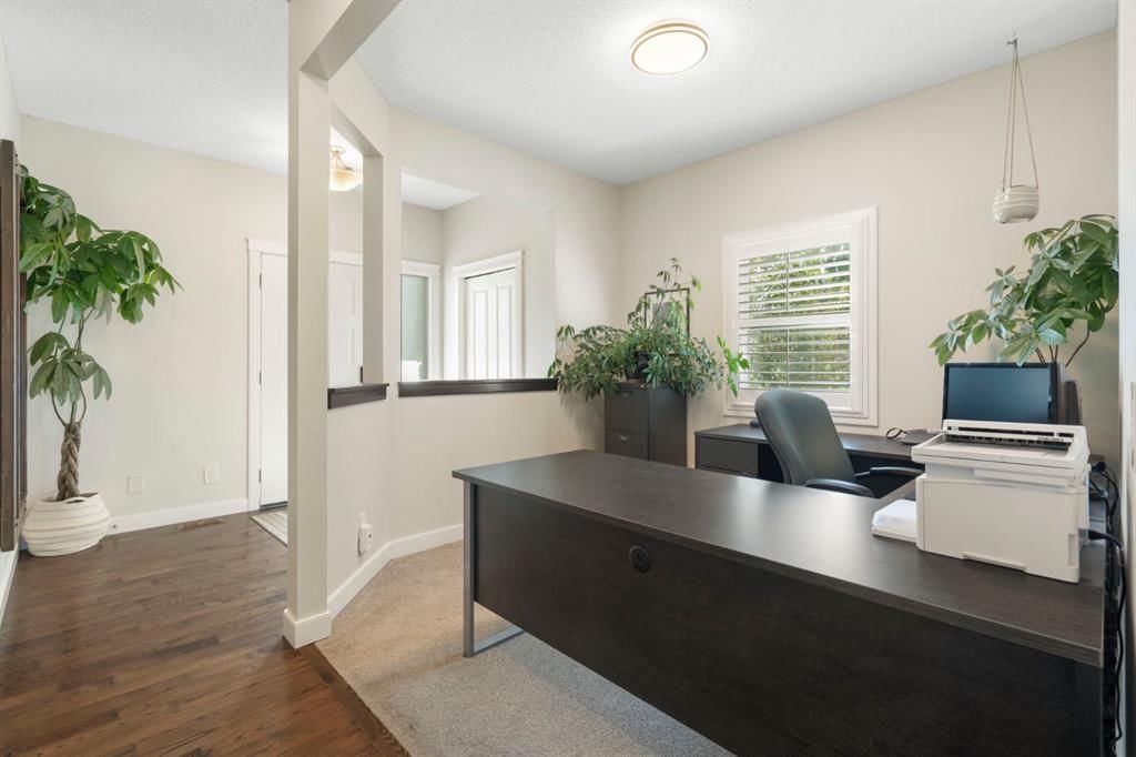 6 Cranwell Square SE, Calgary — photo 5 of 50