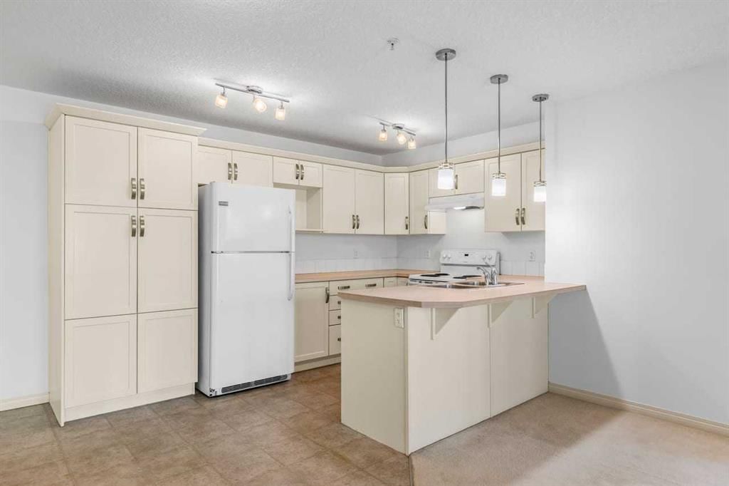 2303, 175 Panatella Hill NW, Calgary — photo 5 of 38